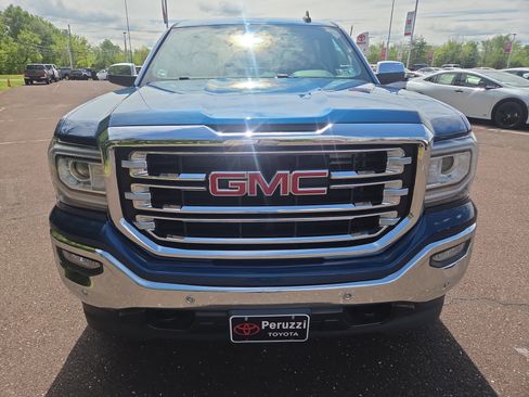 Used 2018 GMC Sierra 1500 SLT w/ SLT Premium Package AWD/4WD image 8