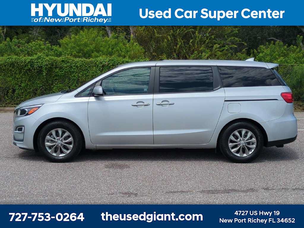 Used 2021 Kia Sedona LX FWD image 2