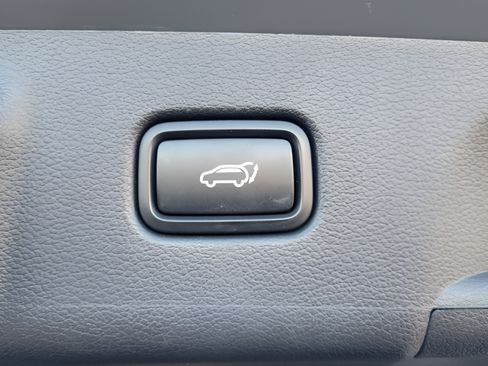 Used 2024 Hyundai Palisade Limited FWD image 29