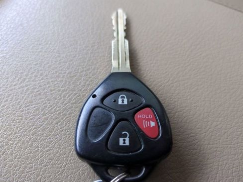 Used 2018 Toyota 4Runner SR5 Premium image 30