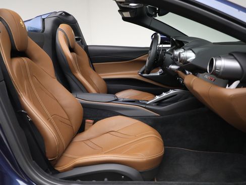 Certified 2022 Ferrari 812 GTS image 17