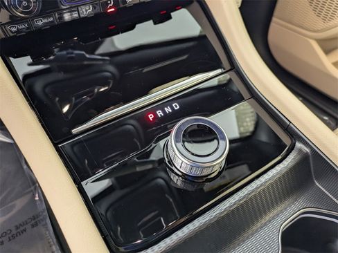 New 2025 Jeep Grand Cherokee Limited image 25