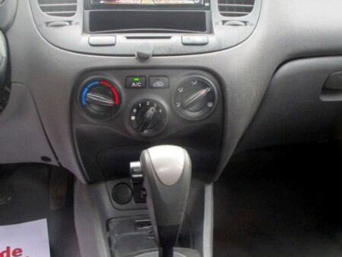 Used 2009 Kia Rio LX image 10