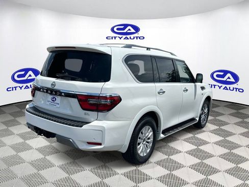 Used 2022 Nissan Armada SL w/ Captain's Chairs Package RWD image 4