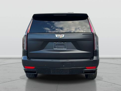 Used 2023 Cadillac Escalade ESV Sport w/ Touring Package AWD/4WD image 6