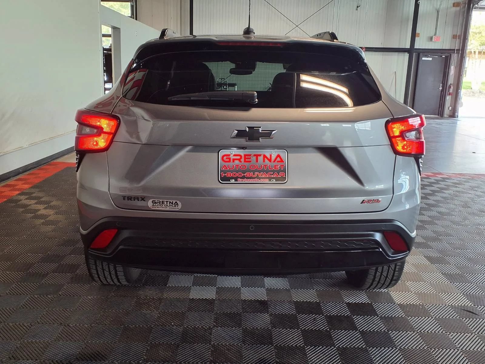 Used 2024 Chevrolet Trax RS w/ Driver Confidence Package FWD image 6