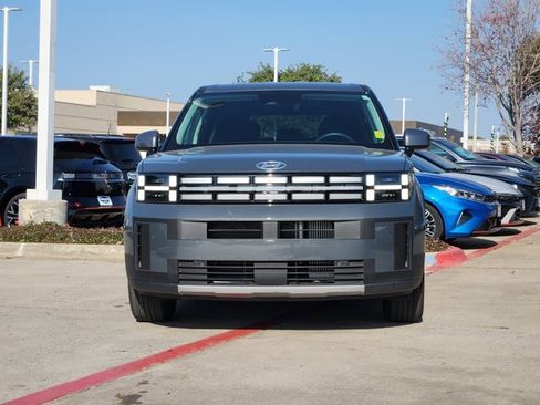 Used 2025 Hyundai Santa Fe SE image 2