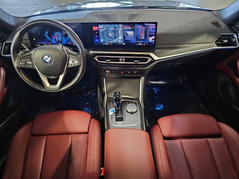 Used 2023 BMW i4 eDrive35 w/ Premium Package RWD image 9
