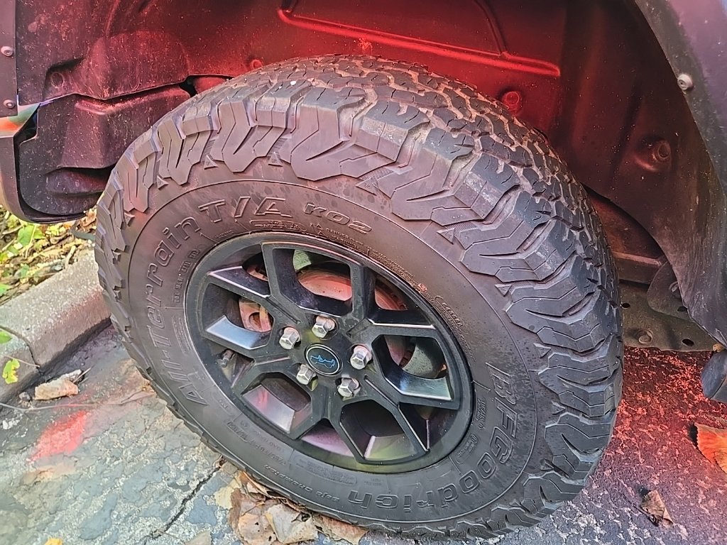 Used 2024 Jeep Wrangler Unlimited AWD/4WD image 15