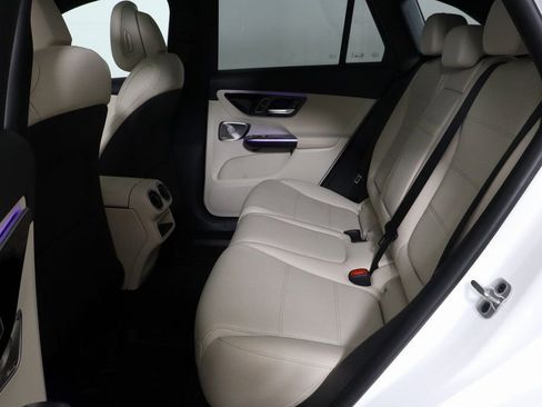 Certified 2025 Mercedes-Benz GLC 300 4MATIC image 15