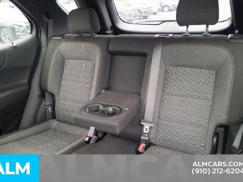 Used 2024 Chevrolet Equinox LT FWD image 18
