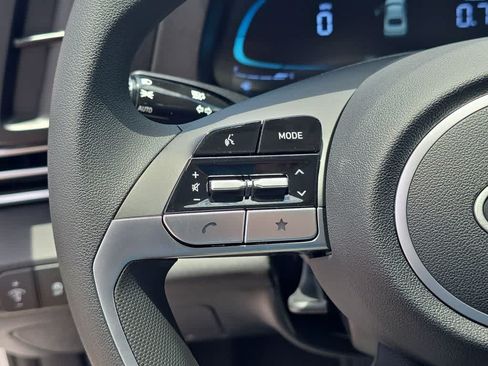New 2026 Hyundai Elantra SE FWD image 24