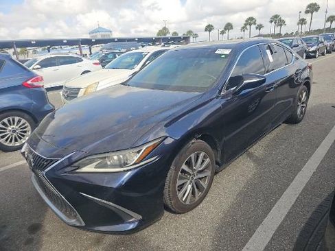 Used 2019 Lexus ES 350 Ultra Luxury w/ Premium Package image 1