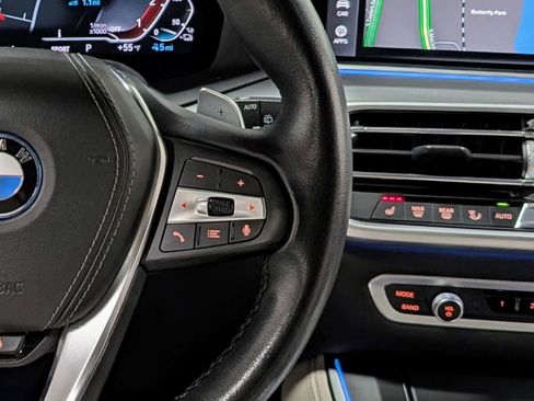 Used 2022 BMW X5 xDrive45e image 42