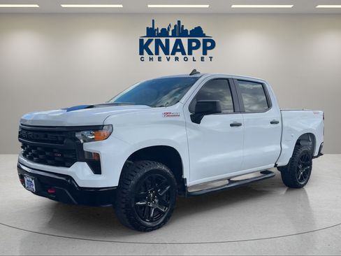 Used 2022 Chevrolet Silverado 1500 Custom Trail Boss AWD/4WD image 1