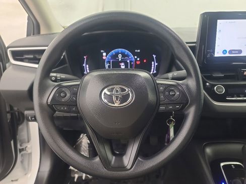 Used 2026 Toyota Corolla LE FWD image 32