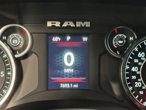 Used 2024 RAM 2500 Tradesman w/ Chrome Appearance Group image 75