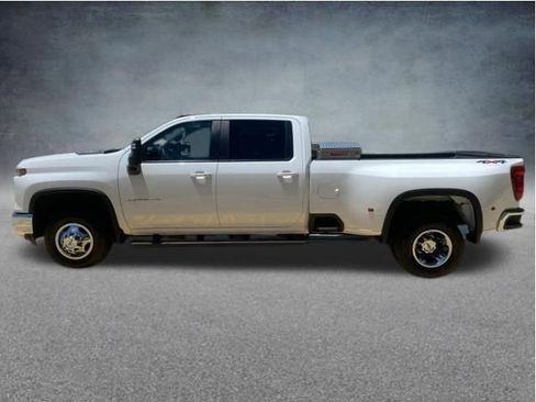 Used 2025 Chevrolet Silverado 3500 LT w/ All Star Edition AWD/4WD image 30