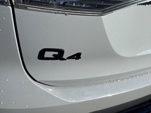 Certified 2024 Audi Q4 e-tron Premium Plus w/ Premium Plus AWD/4WD image 5