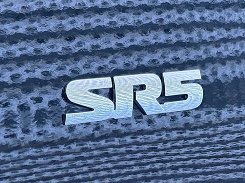 Used 2022 Toyota 4Runner SR5 Premium image 49