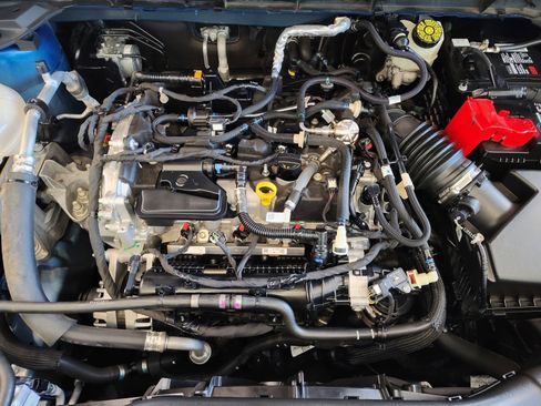 Used 2022 Ford Escape SE w/ SE Sport Appearance Package image 28