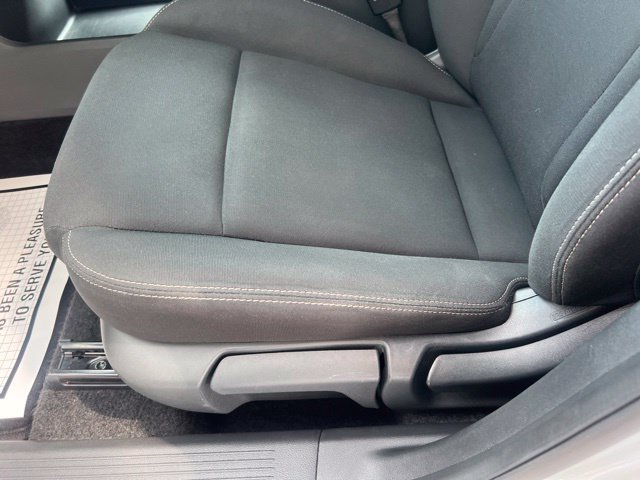 Used 2024 Nissan Rogue S AWD/4WD image 13