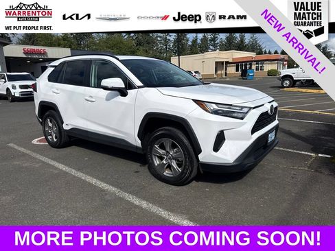 Used 2024 Toyota RAV4 XLE w/ Convenience Package AWD/4WD image 1
