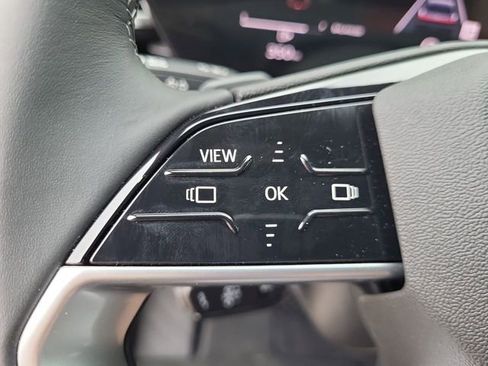 Used 2025 Audi Q5 Premium w/ Convenience Package image 22