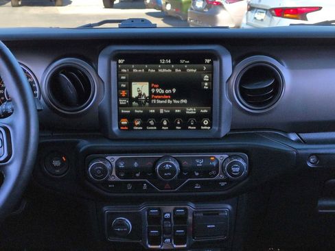 Used 2021 Jeep Wrangler Unlimited Sport image 28