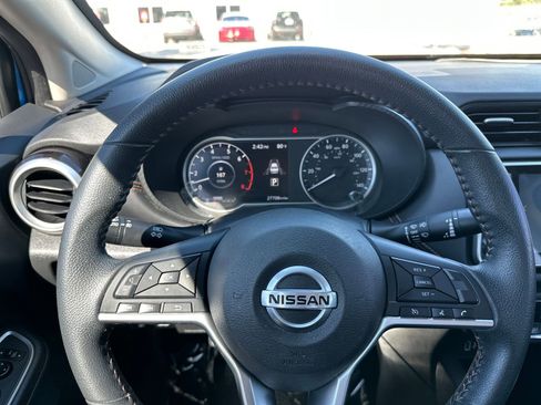 Certified 2020 Nissan Versa SR image 12