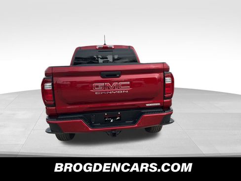 New 2026 GMC Canyon Elevation w/ Convenience Package image 4