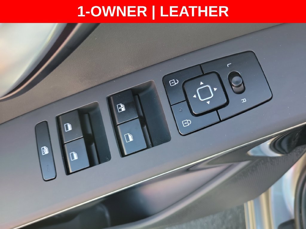 Used 2023 Kia Niro EX FWD image 23