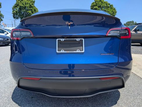 Used 2023 Tesla Model Y Performance AWD/4WD image 4