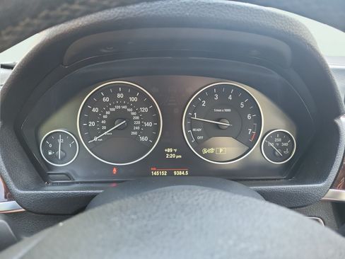Used 2013 BMW 328i xDrive Sedan AWD/4WD image 27