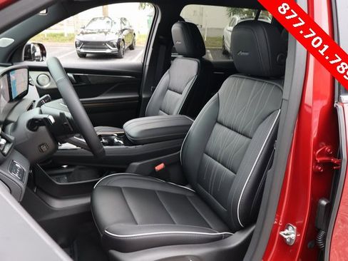 New 2025 Buick Enclave Avenir w/ Trailering Package, 5000 lbs. image 12