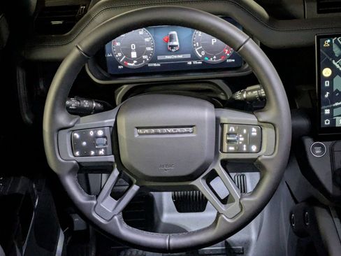 New 2026 Land Rover Defender 130 X-Dynamic SE AWD/4WD image 17