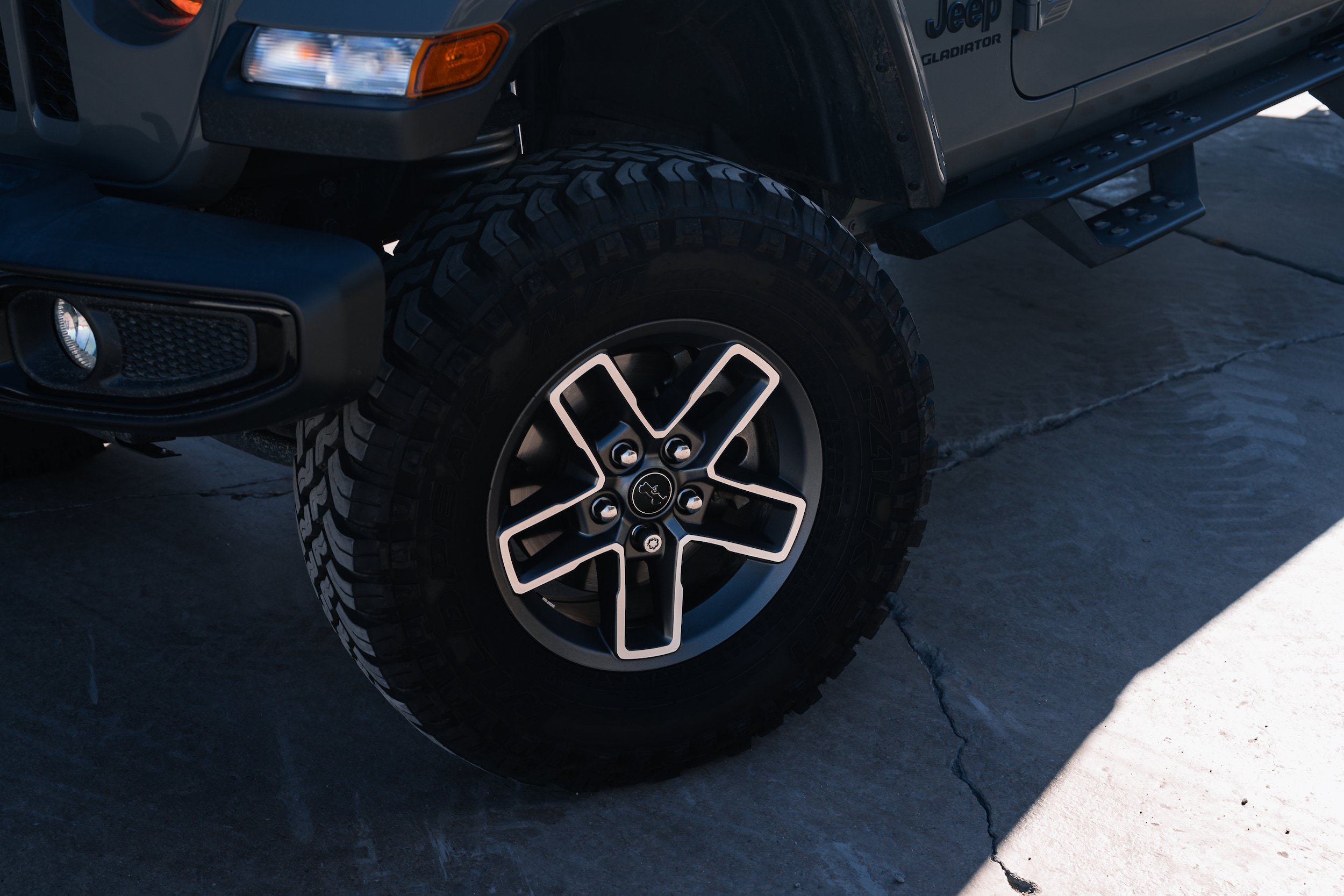 Used 2021 Jeep Gladiator Sport AWD/4WD image 8