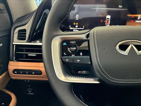 New 2025 INFINITI QX80 Sensory w/ Exterior Package image 31