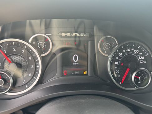 Used 2026 RAM 1500 Big Horn w/ Night Edition AWD/4WD image 31