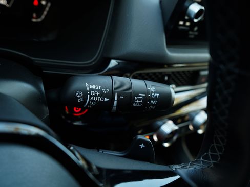 Certified 2025 Honda Civic Sport Touring image 24