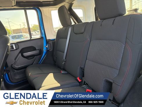 Used 2021 Jeep Wrangler Unlimited Rubicon image 17