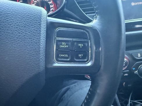 Used 2015 Dodge Dart SXT image 29