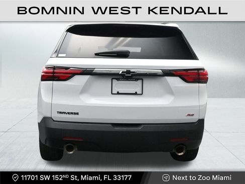 Used 2023 Chevrolet Traverse RS image 4