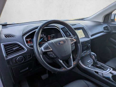Used 2017 Ford Edge SEL w/ Equipment Group 201A image 10