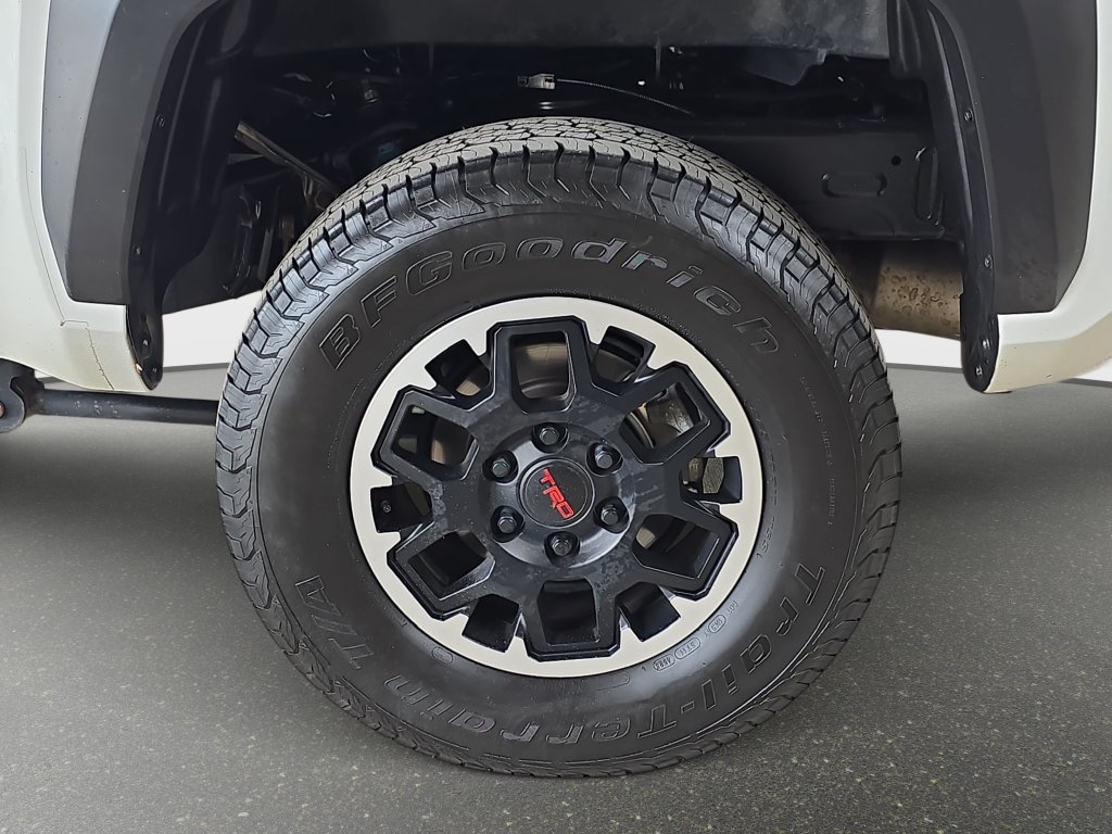 Used 2024 Toyota Tacoma TRD Off-Road AWD/4WD image 35