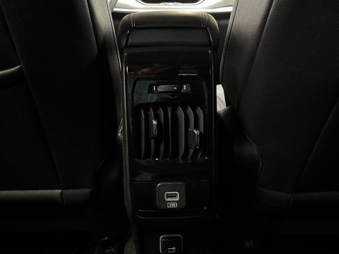 Used 2025 Jeep Compass Limited AWD/4WD image 13