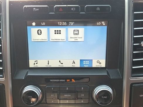 Used 2018 Ford F150 Platinum w/ Equipment Group 701A Luxury AWD/4WD image 29
