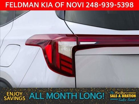 New 2026 Kia Seltos S image 11