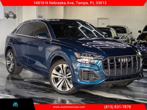 Used 2019 Audi Q8 Prestige AWD/4WD image 2