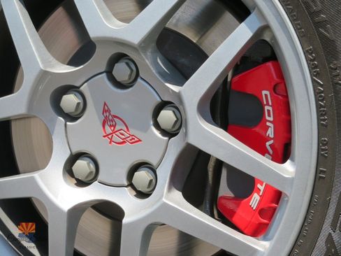 Used 2001 Chevrolet Corvette Z06 w/ Memory Pkg RWD image 31